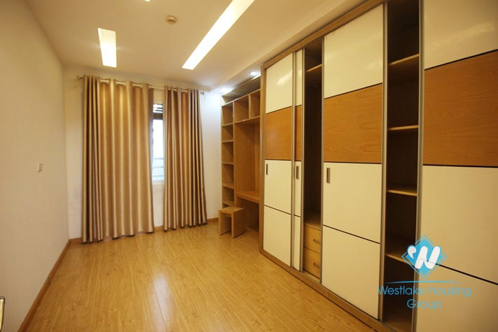 An unfurnished 3 bedroom apartment in G Tower for rent in Ciputra